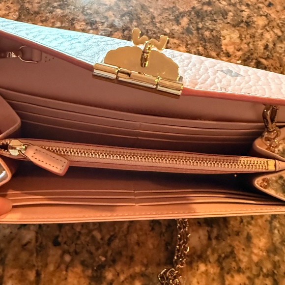 Tracy Chain Wallet in Visetos MCM {NEW} - Picture 10 of 10